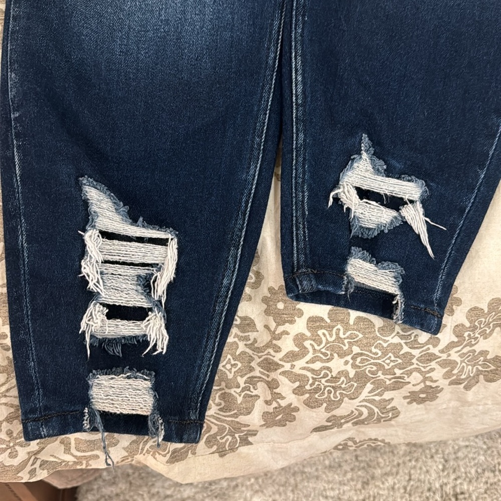 Women’s KanCann Ankle Jeans - Picture 6 of 6